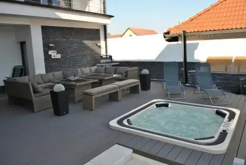 Villa Star House