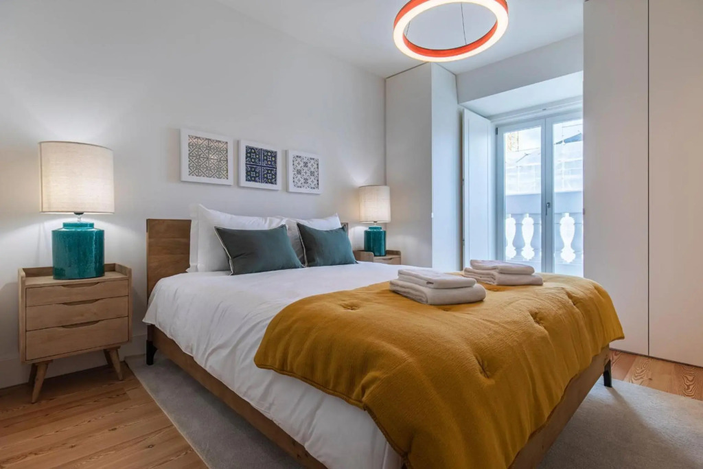 Stunning Apartment in Heart of Lisbon by LovelyStay
