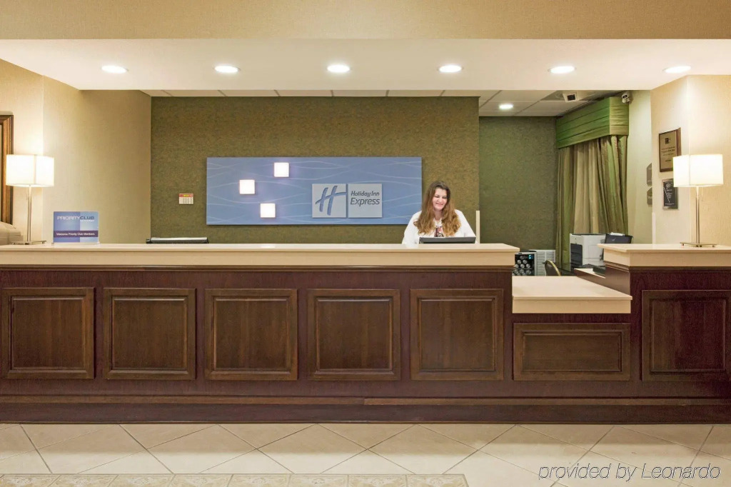 Holiday Inn Express Hotel & Suites Clearwater US 19 North by IHG