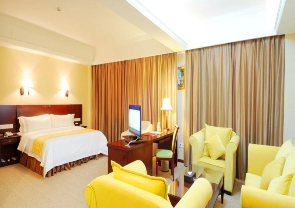 Vienna Hotel Yueyang Huarong Avenue