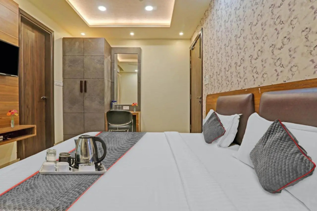 OYO Townhouse 1085 Hotel A Residency