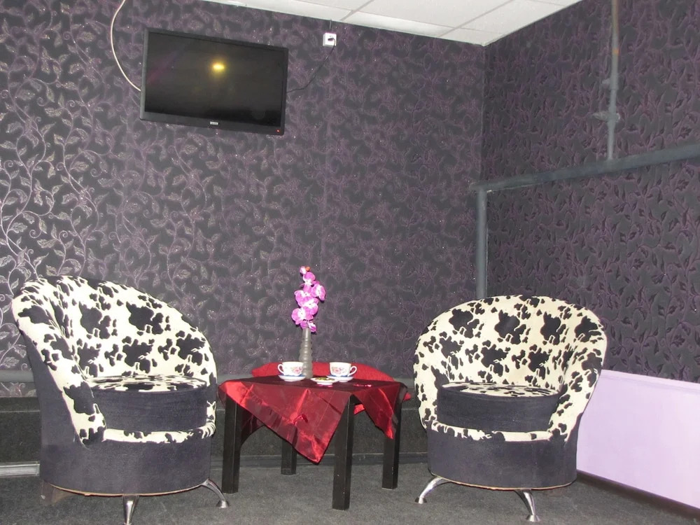 Hotel Revolutsii 28