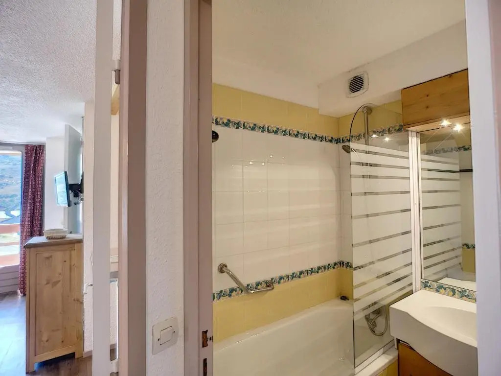 Appartement Les Menuires, 2 pièces, 4 personnes - FR-1-178-133
