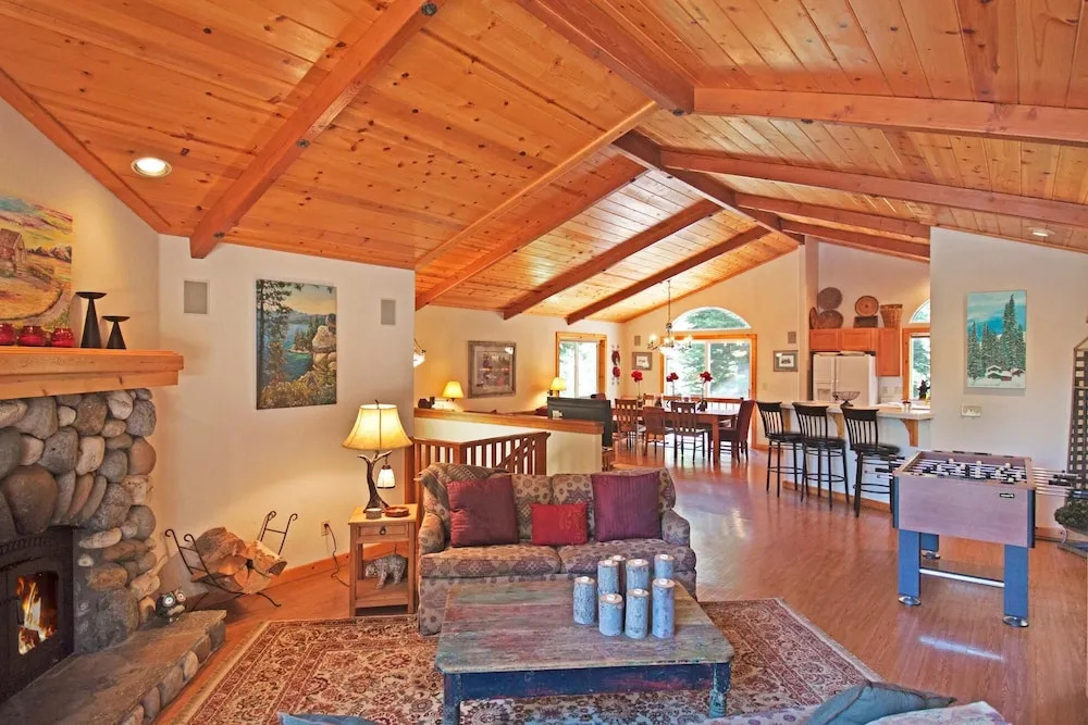 The Chalet Lani Home 799 3 Bedrooms 2 Bathrooms Home