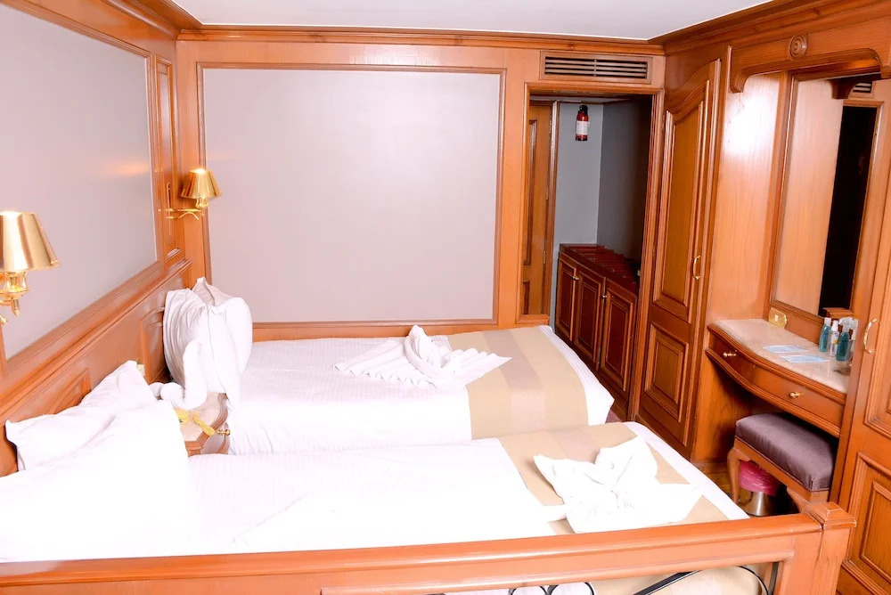 Nile Cruise Luxor Aswan 3,4 and 7 nights