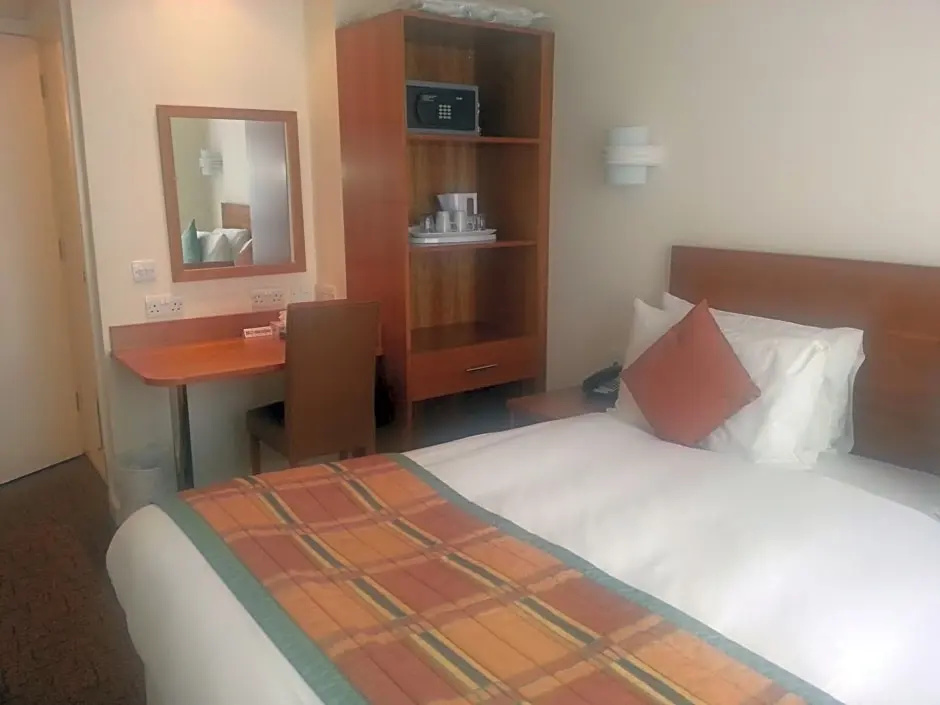 Sefton Express Hotel