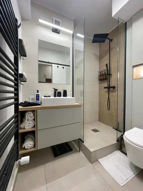 G Studio near Iulius Mall