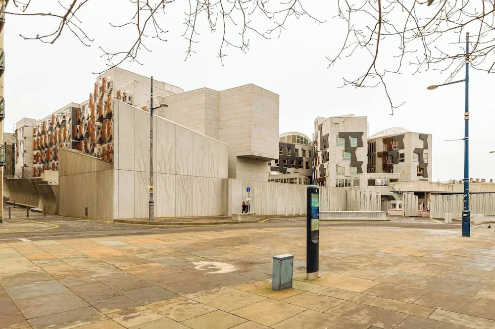 Edinburgh City Retreat - Edinburgh City Centre 3 min Walk to Edinburgh Castle