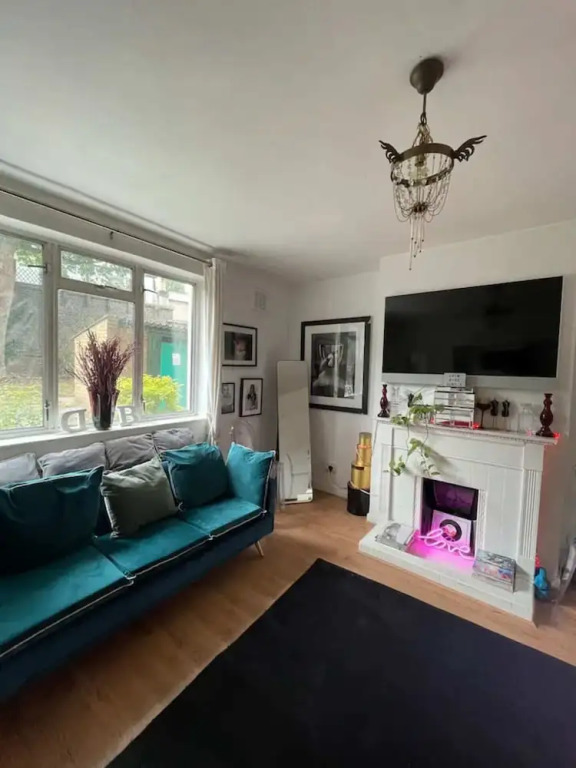 Cosy & Chic 1BD Flat - 6 Minutes to Notting Hill!