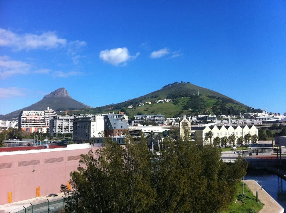 501 Canal Quays