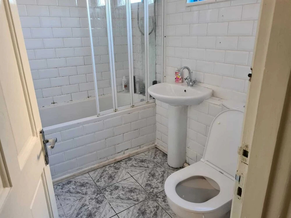 Remarkable 1-bed Apartment in Manchester