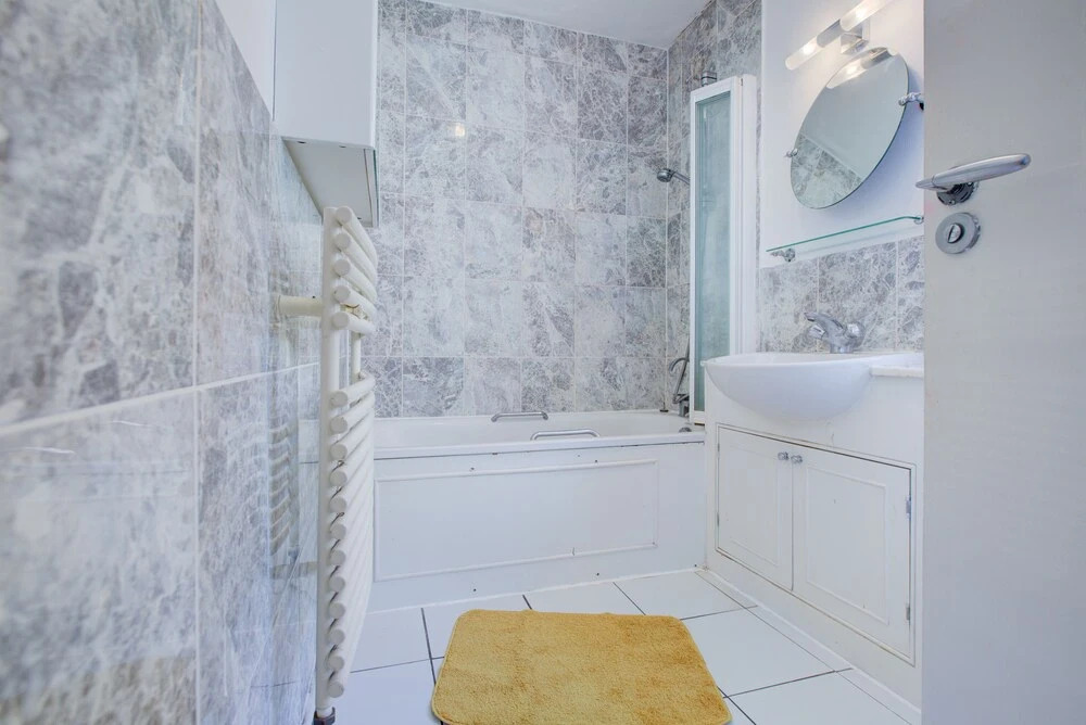 Private Family Apartment in Posh SW1 London