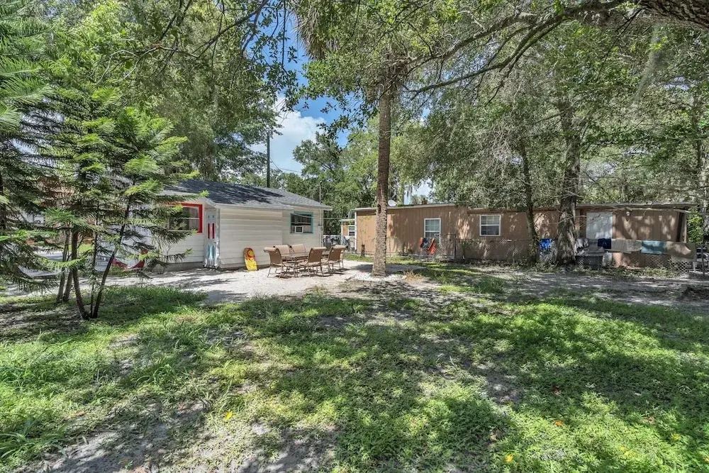Downtown Single Family Modern Bungalow Close To Beaches And Dining 2 Bedroom Home by RedAwning