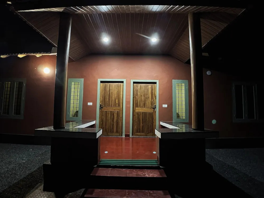 Mahout resort