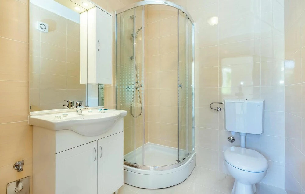 Stunning Home in Dramalj With 3 Bedrooms, Wifi and Outdoor Swimming Pool