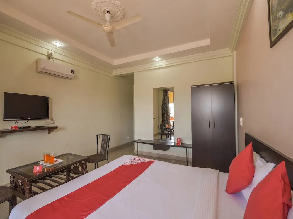 Hotel Om Palace