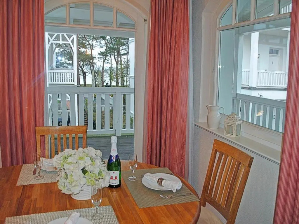 Strandvilla Gudrun zur Meerseite mit Balkon