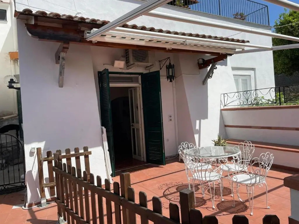 Wine cantina built in 1922 converted into Villa