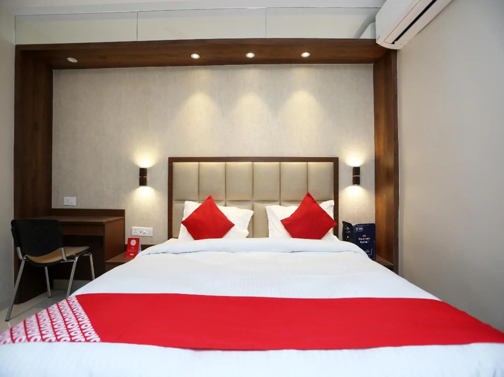 OYO 18890 Hotel City Inn