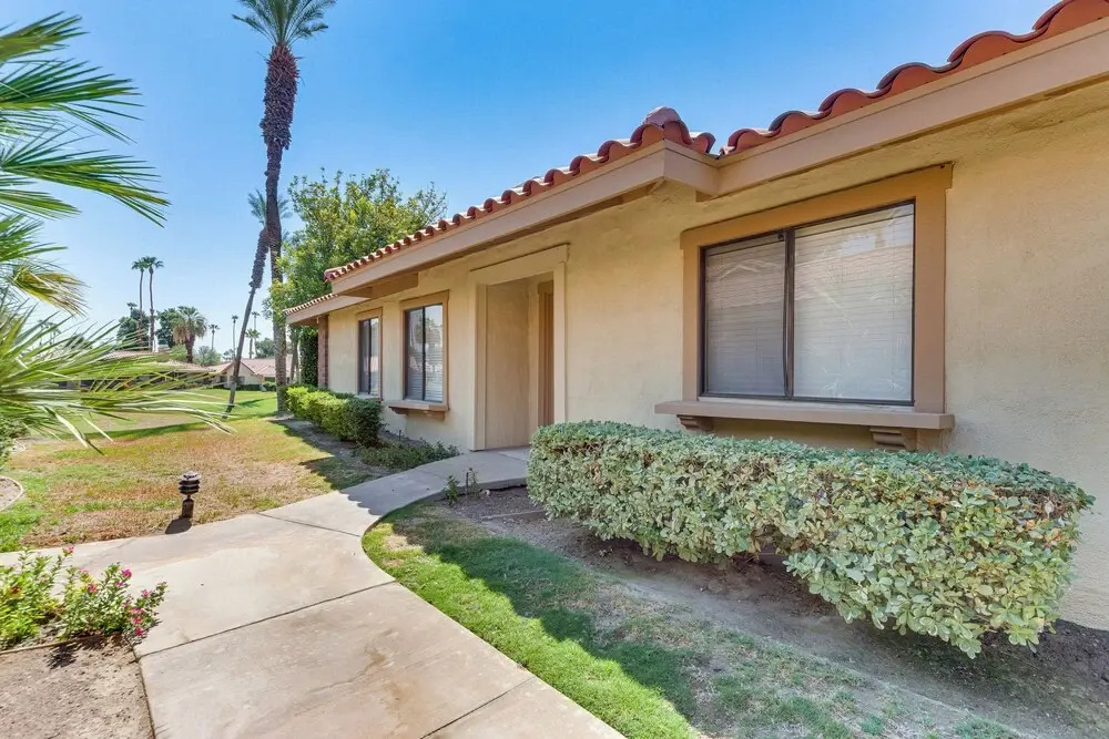 Sunny Pad w/ Patio & Pool Access in Palm Desert!