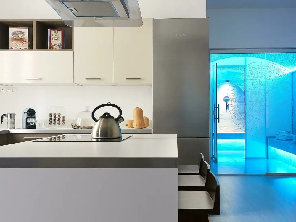 Luxury Villa With Heated Pool 700m to the Beach