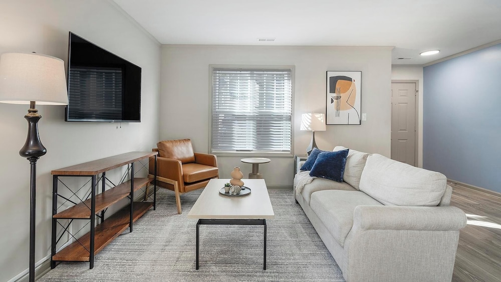 Landing Apartments Glen Laurel - Raleigh