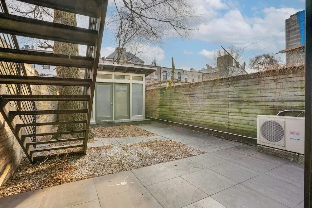 Shared Yard Space! Garden-level Unit in Bed-stuy