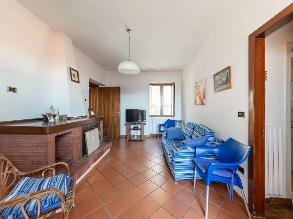 Attractive Holiday Home in Bosco With Garden