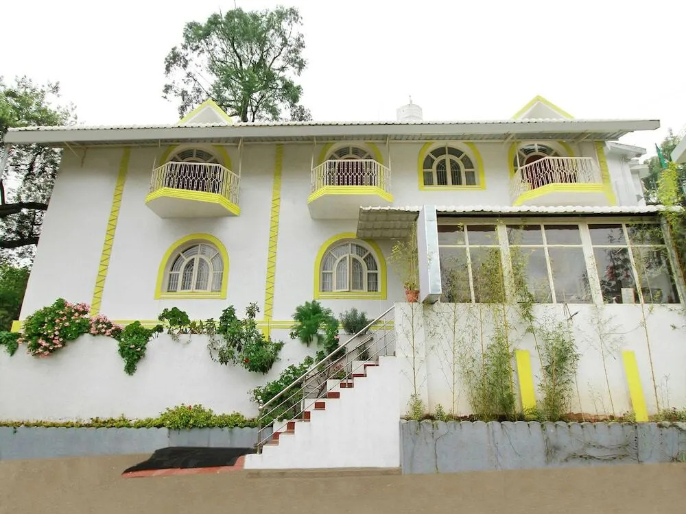 Rose Flower Resort by OYO Rooms