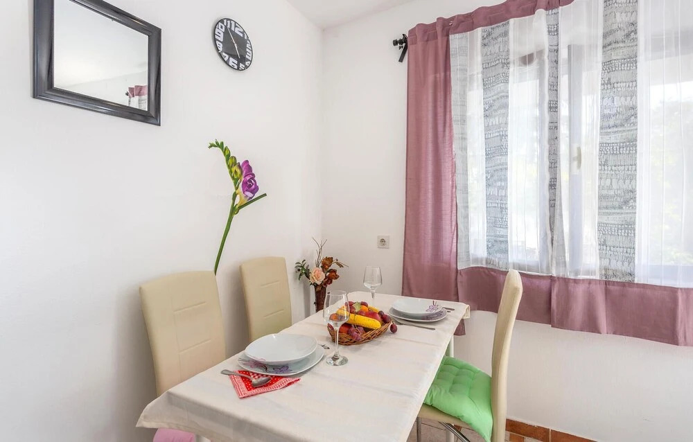 Amazing Apartment in Gabonjin With 1 Bedrooms and Wifi