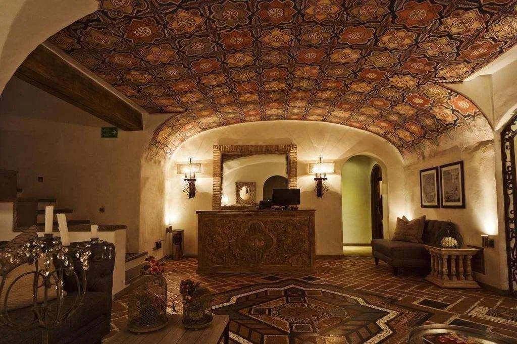 The Alest Hotel