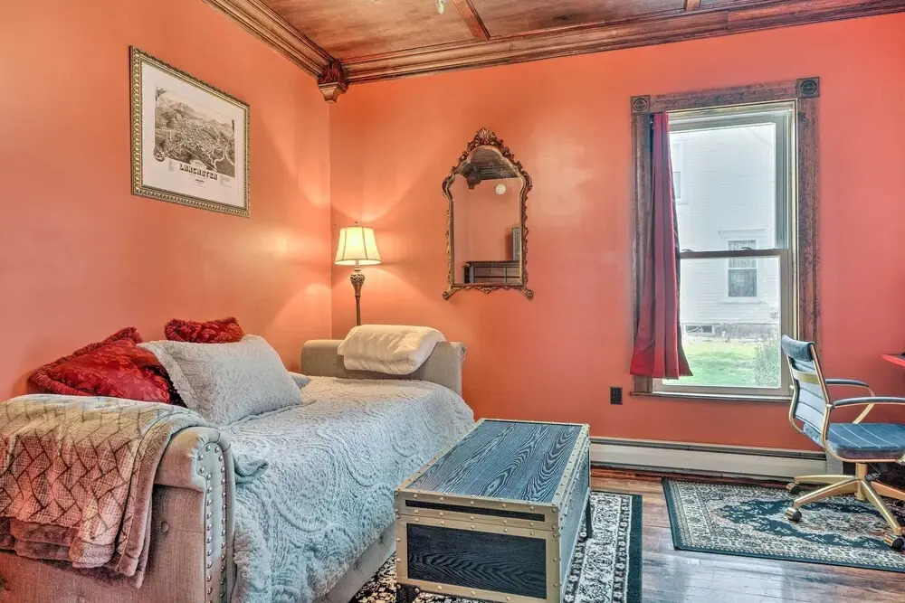 Downtown Lancaster French Victorian Gem!