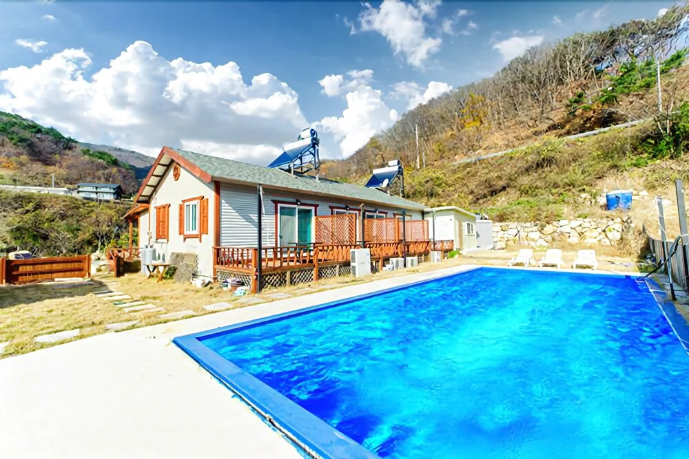 Gyeongju the One Pension - Red