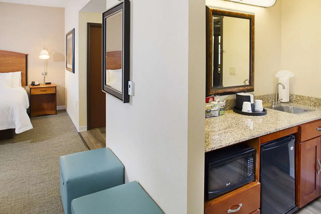 Hampton Inn & Suites - Mansfield