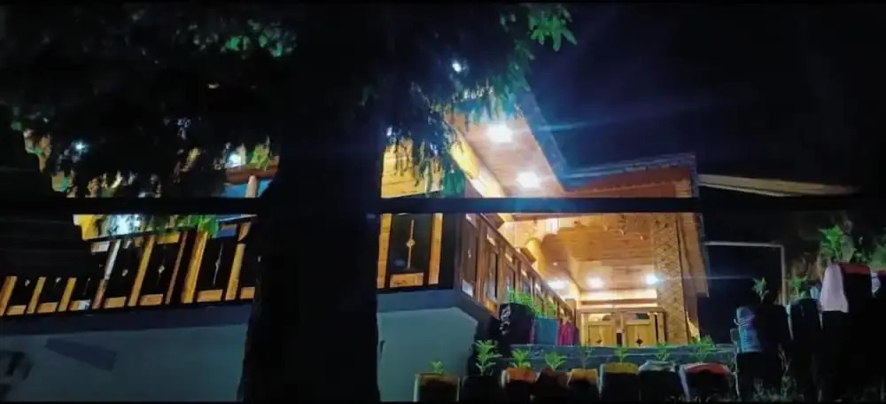 Harsil apple homestay
