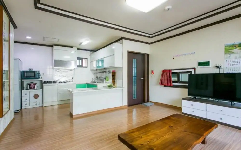Muju Rainbow Pension