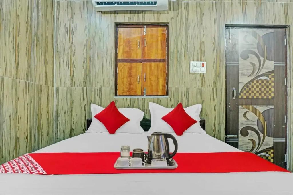 OYO Flagship 70389 Shree Hotel New Rajdhani
