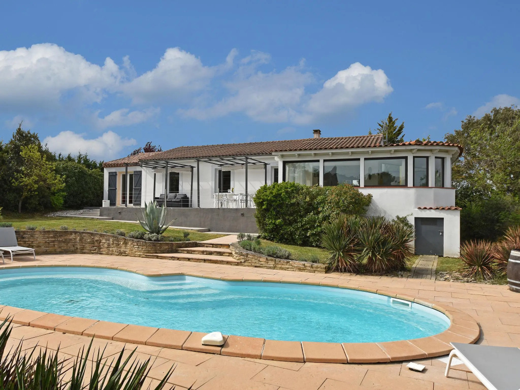 Villa in Malves near Carcassonne Pool