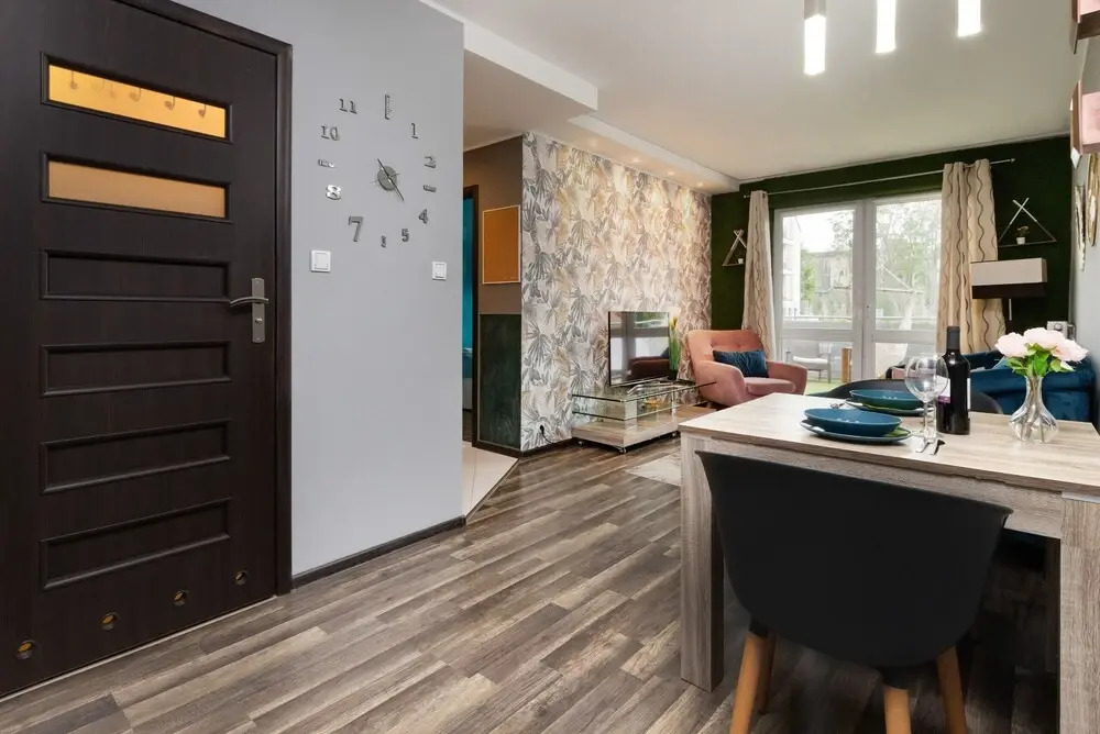 Apartment With Terrace by Renters