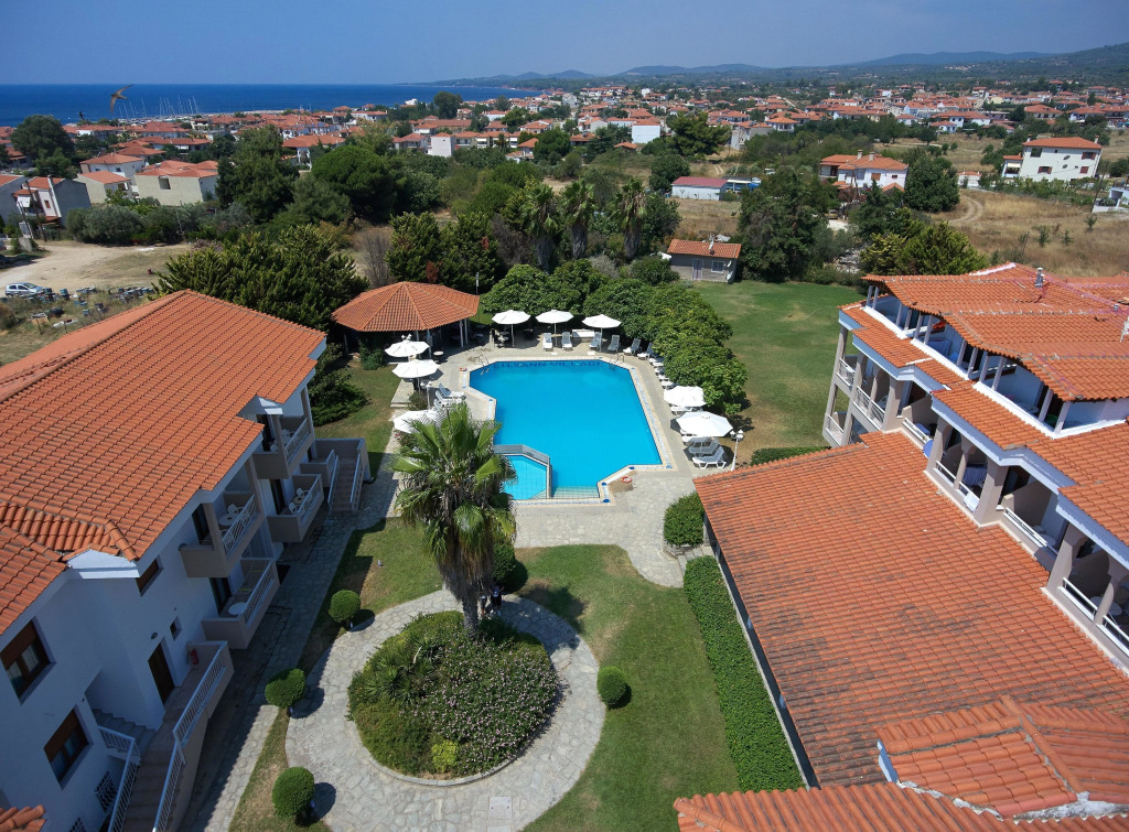 Acrotel Lily Ann Village