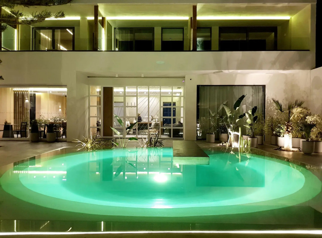 Dyo Suites