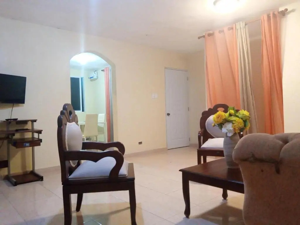 Apartamento en Santo Domingo Este, Urbanización moises, a 40 minutos playa boca chica
