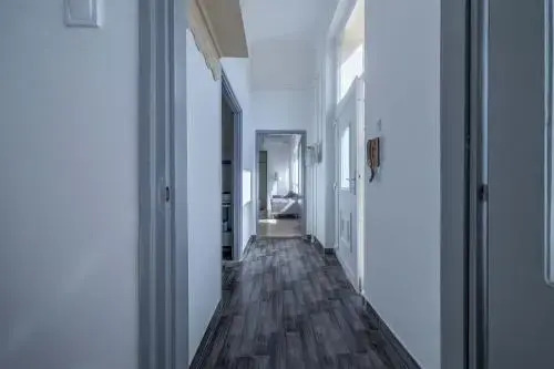 Kimchi Apartment