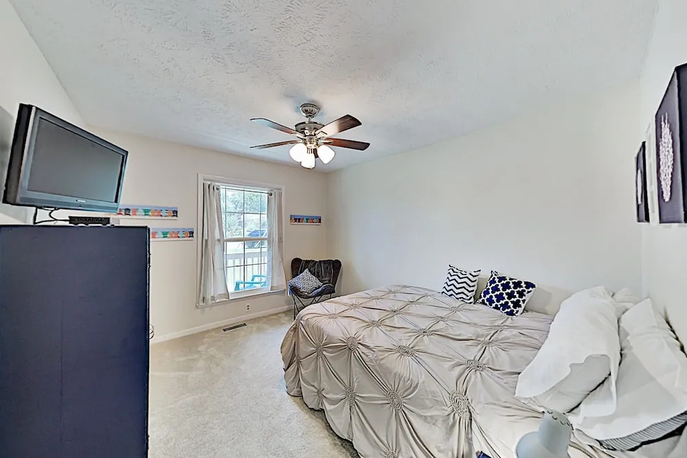 60413ave 3 Bedroom Home