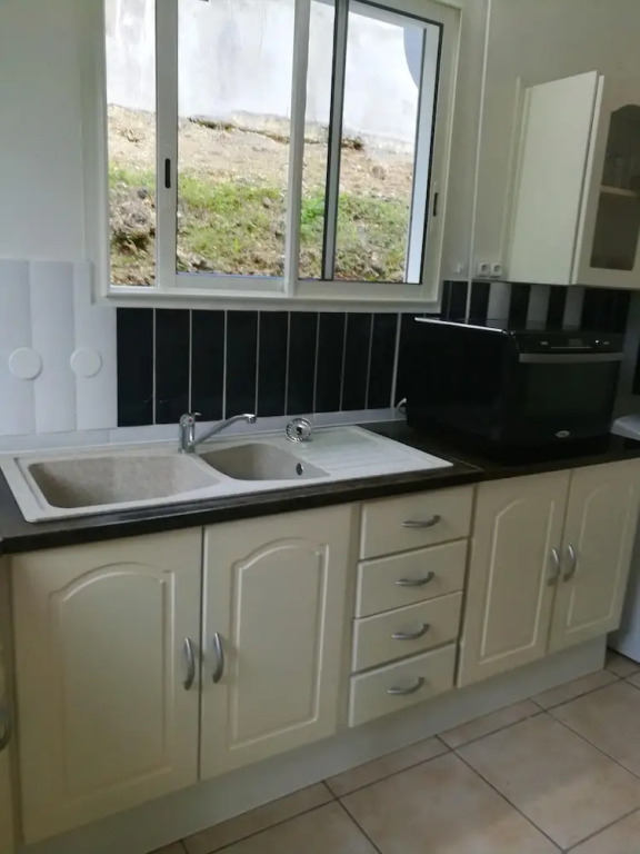 Apartment With one Bedroom in Le Gosier, With Furnished Terrace and Wifi - 1 km From the Beach