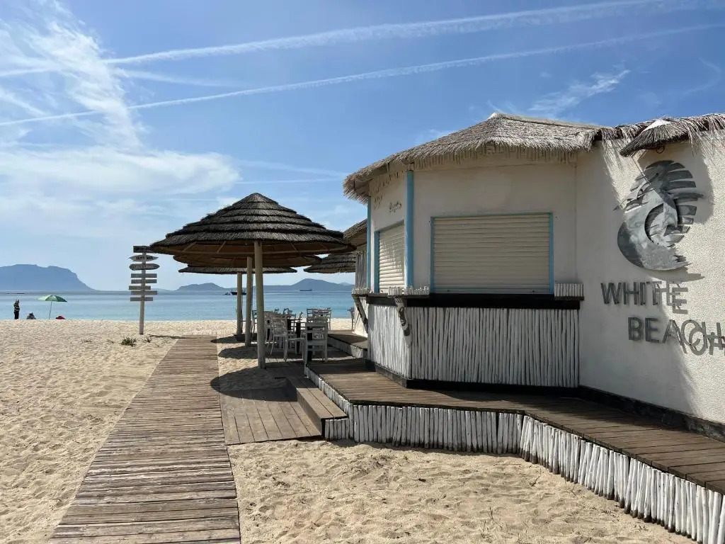 Residence Sherden, Appartamento Spiaggia Bianca