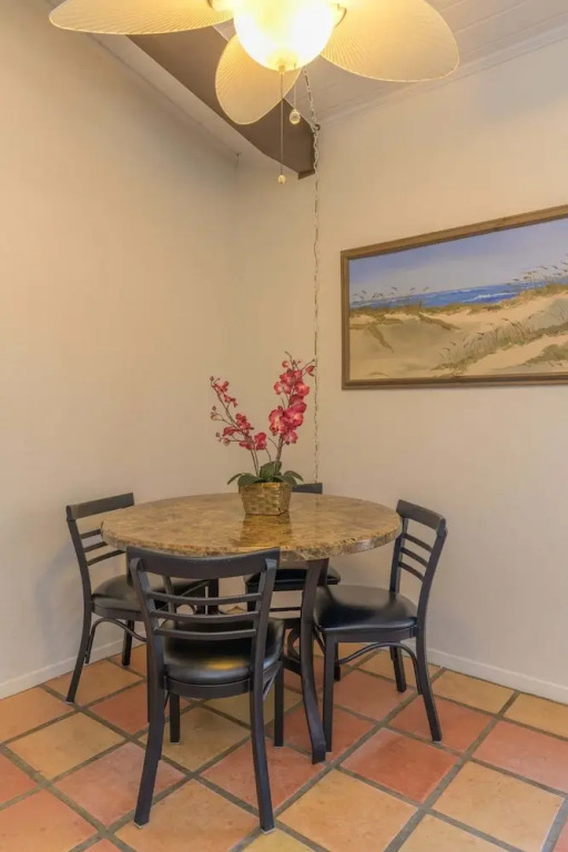 Tiki 204 - Standard 1br Condo W/ Balcony Sleeps 4 1 Bedroom Condo