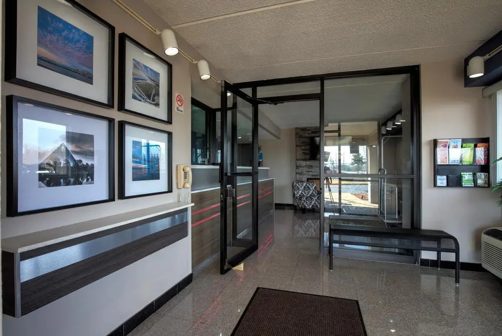 Fair View Inn & Suites