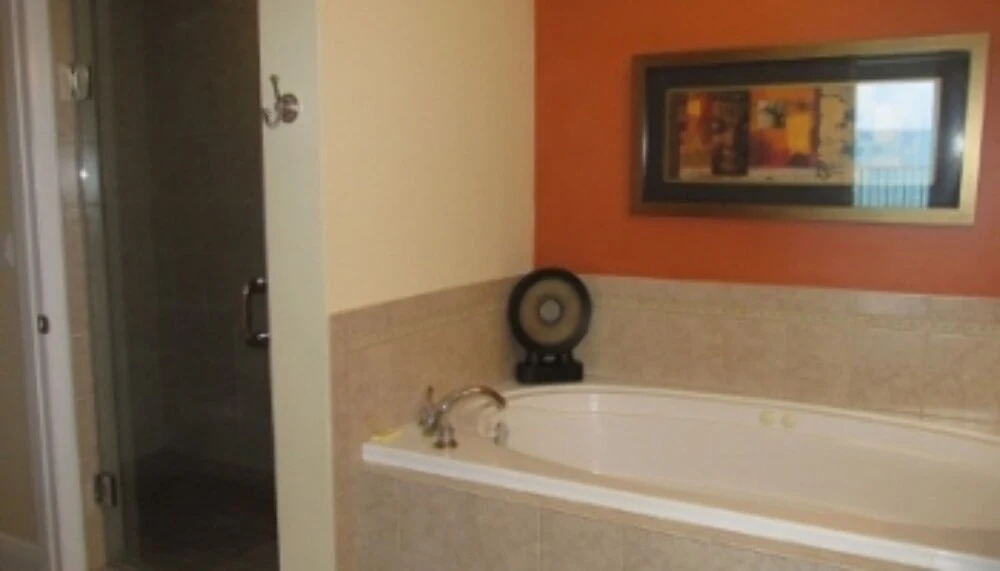 Direct Oceanfront Condo with great views - 3 BR 3 BA - Sanibel 603