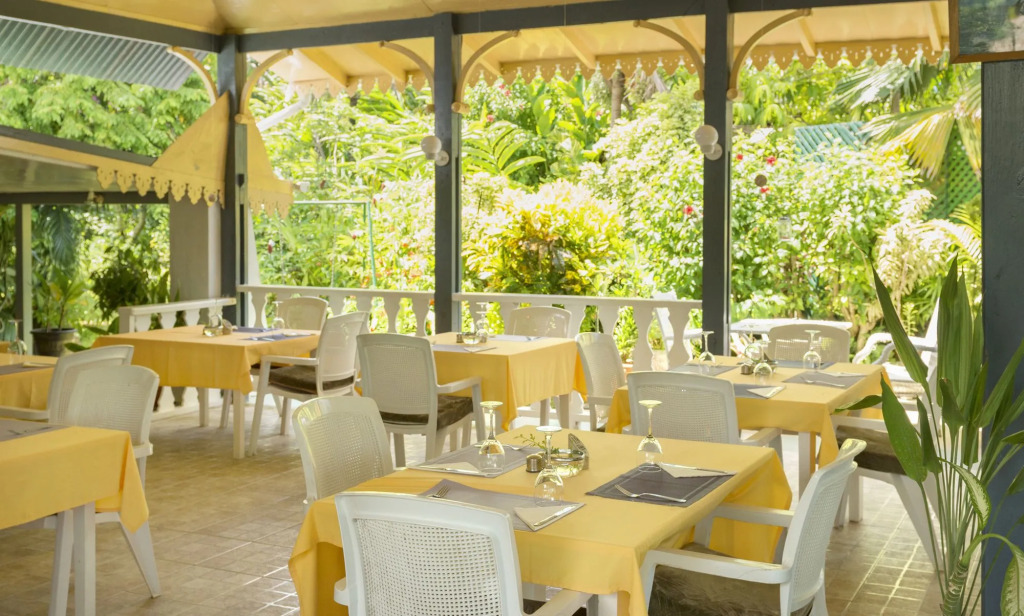 Auberge dAnse Boileau & Restaurant Chez Plume